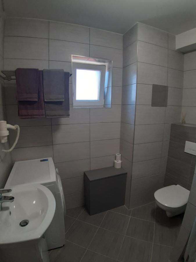 Profi Keco Apartman Balatonalmádi Dış mekan fotoğraf
